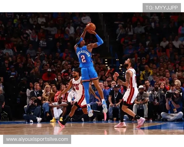 亚历山大强势爆发力挽狂澜助雷霆险胜火箭球队整体状态仍显低迷 亚历山大强势爆发力挽狂澜助雷霆险胜火箭球队整体状态仍显低迷